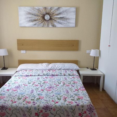 Picasso Apartamento Vecindario  Eksteriør bilde